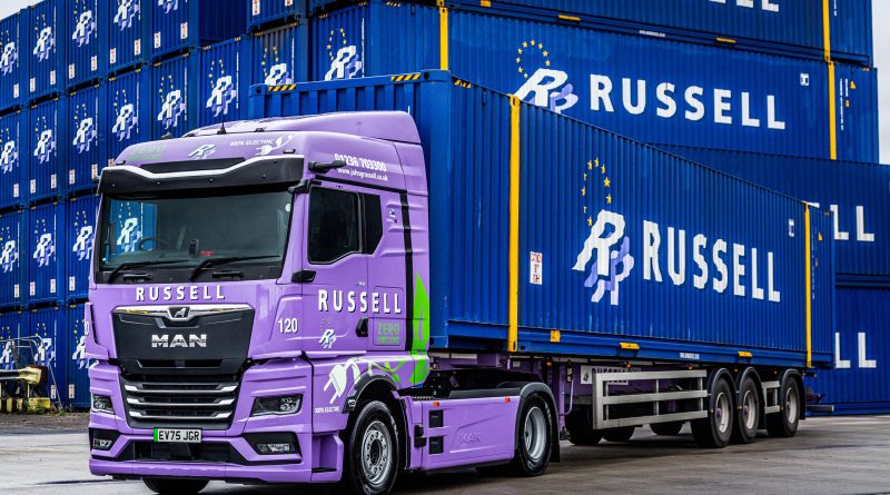 John G Russell welcomes first electric articulated vehicles to its fleet